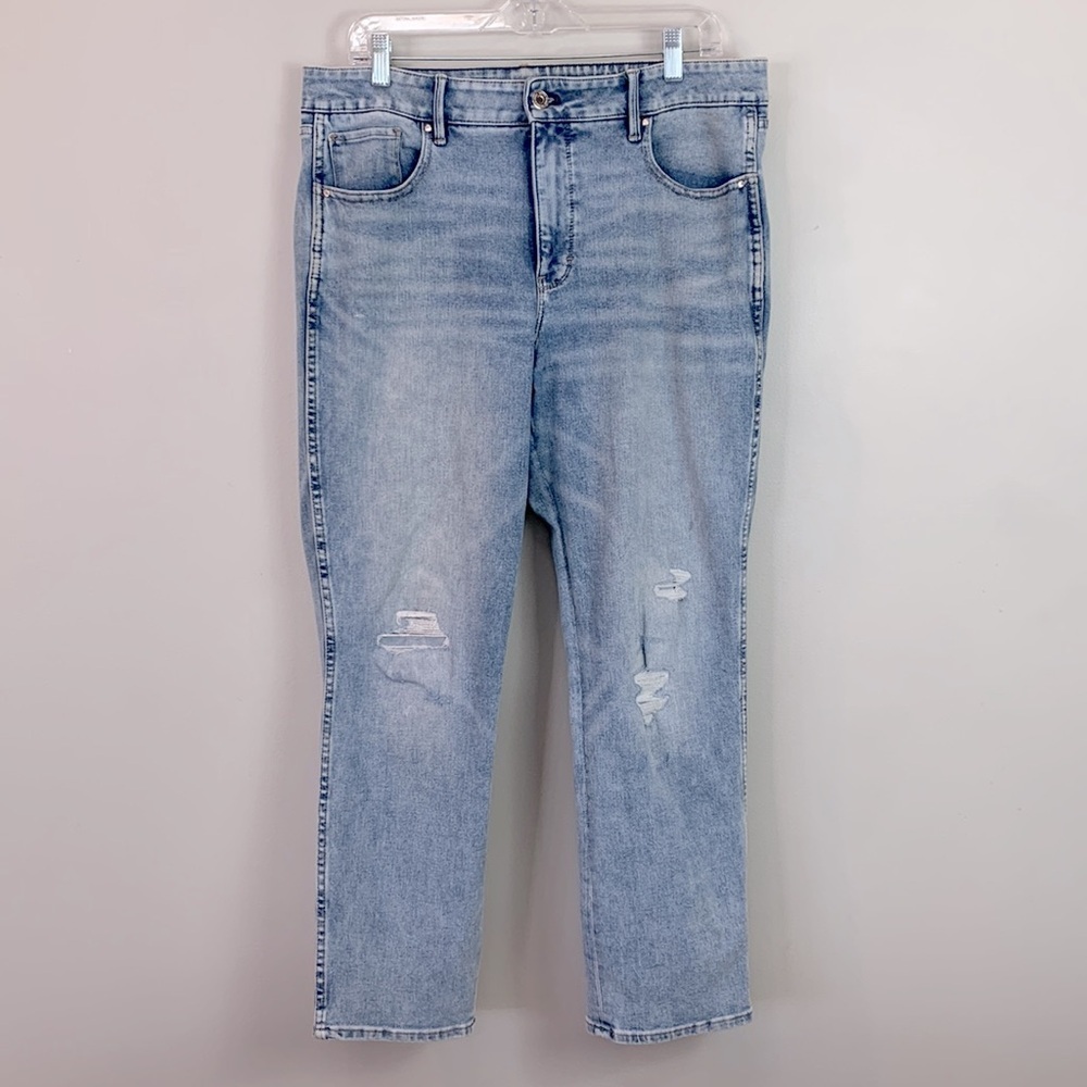 White House Black Market High Rise Everyday Soft Denim Distressed Straight Jeans - Picture 4 of 9